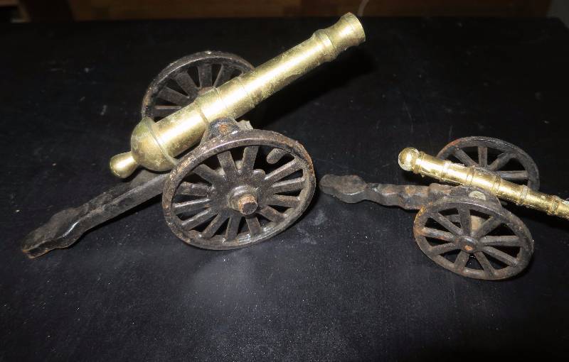 lot 243 image: Cast Iron Cannon Lot