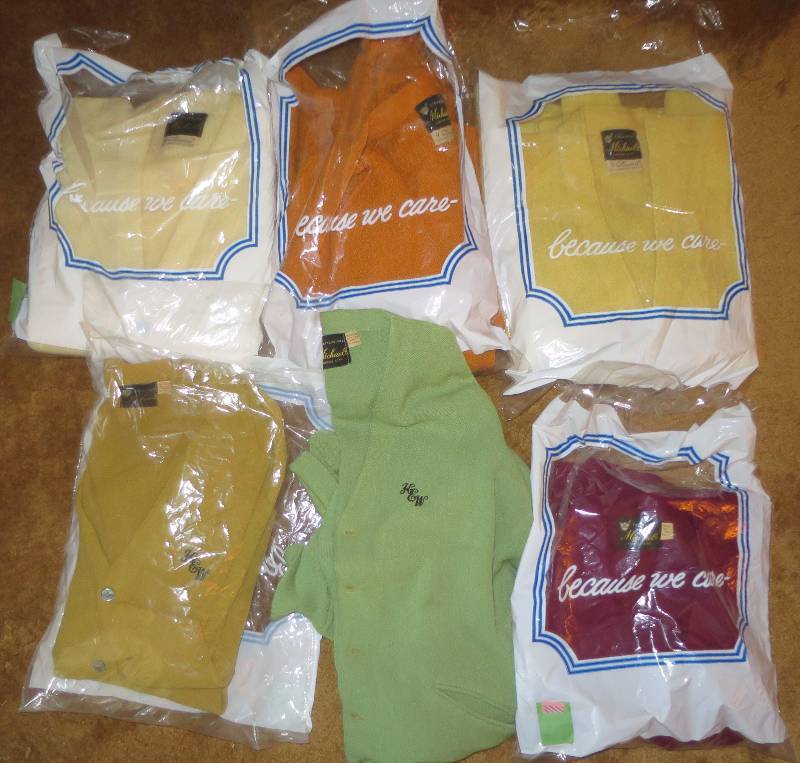 lot 253 image: Throwback Michaels Sweaters from the 70s