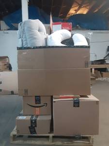 lot 1 image: Miscellaneous Pallet Of Amazon Returns.