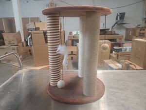 lot 442521 image: Cat Scratcher