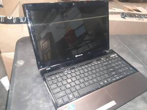 lot 542569 image: Gateway Laptop Model No NEW95