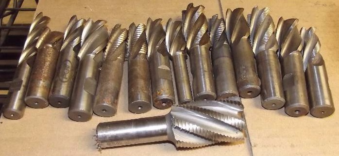 lot 1772 image: 15 Qty Large Roughing End Mills