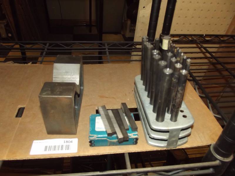 lot 1804 image: Transfer Punch set, Casted V Block and lathe cutters