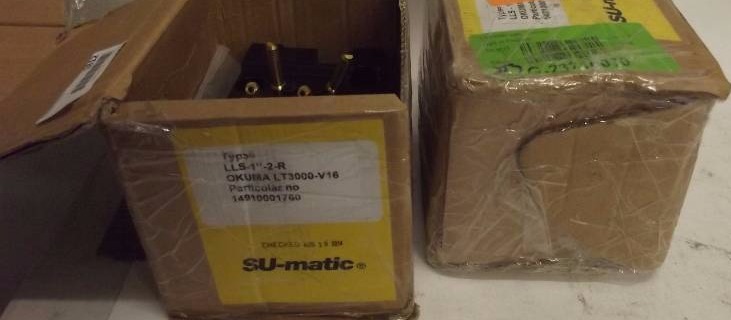 lot 1812 image: 2 qty Su-Matic Lathe Cutter Holder with oil feeds