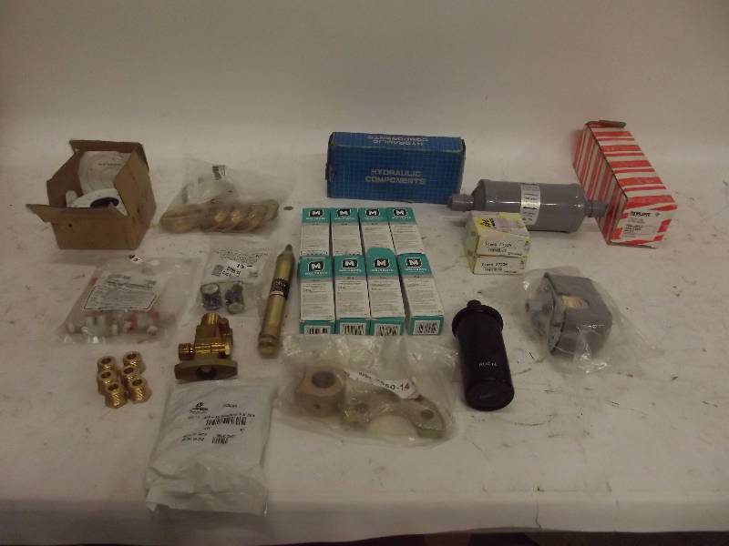 lot 1820 image: Lot of Industrial parts and Brass components