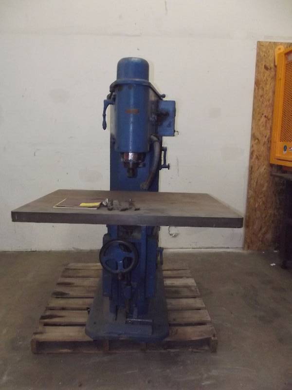 lot 65 image: EKSTROM CARLSON 434 PIN ROUTER HEAVY DUTY  3 PHASE WOODWORKING