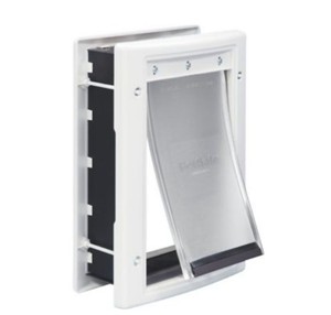 lot 2535 image: Plastic Pet Door