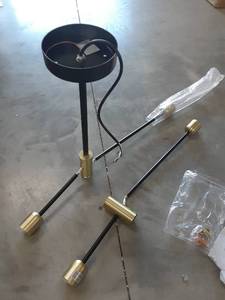 lot 2544 image: Modern Chandelier
