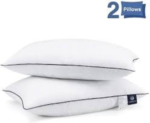 lot 11930 image: Sumitu Super Plush Gel Fiber-Filled Pillows
