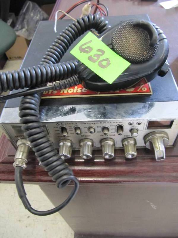 lot 630 image: COBRA SOUND TRACKER 29 LTS ST RADIO (Tested )