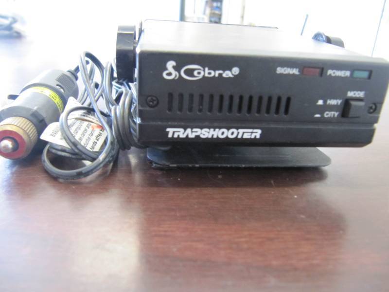lot 642 image: COBRA TRAPSHOOTER RADAR DETECTOR
