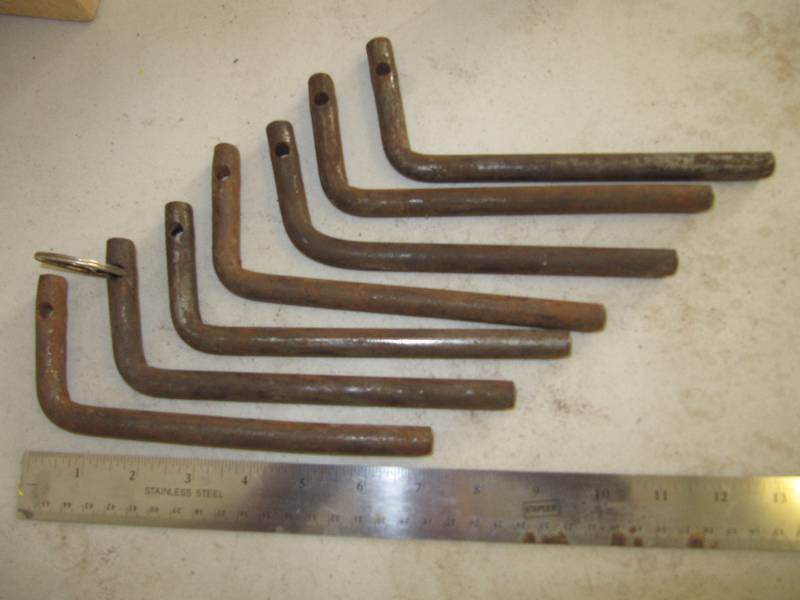 lot 711 image: 7   7 PINS
