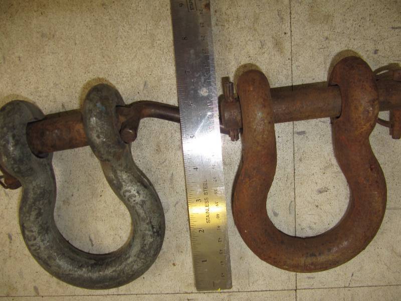 lot 713 image: Super Strong Anchor Shackle, BoltNutCotter, Galvanized, 78 in. X 6