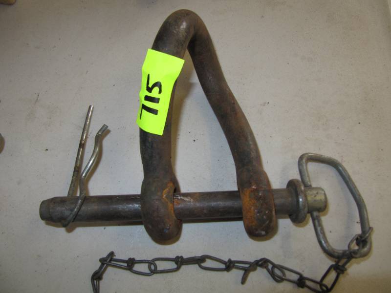 lot 715 image: Super Strong Anchor Shackle, BoltNutCotter, Galvanized, 78 in.