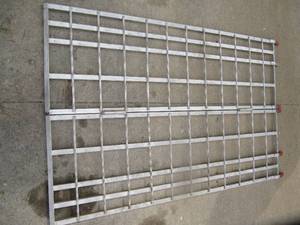 lot 3142 image: 5 STAR QUAD RUNNER  LAWNMOWER RAMP 1000 LB CAPICITY  44 WIDE X 5 10 LONG
