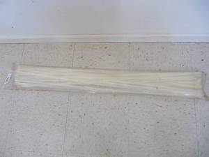 lot 3186 image: 36 HEAVY DUTY WEATHER RESISTANT WHITE CABLEZIP TIES  75 CT.