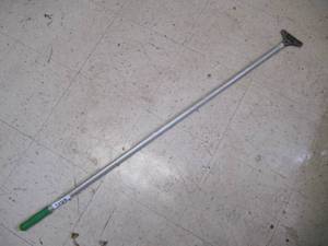 lot 3189 image: 4 FOOT FLOOR SCRAPPER WITH 4 BLADE