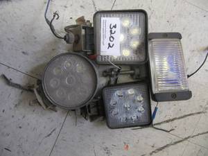 lot 3202 image: 4   SPOT  WORK LIGHTS