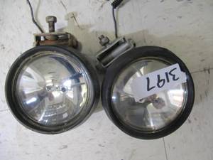 lot 3197 image: PAIR OF SPOT  WORK LIGHTS
