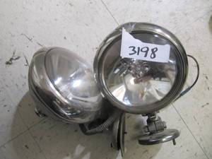 lot 3198 image: PAIR OF CHROME SPOT  WORK LIGHTS
