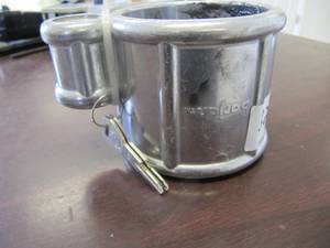 lot 3210 image: BARJAN TRAILER KING PIN LOCK WITH KEYS