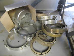 lot 3211 image: CLAMPS
