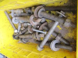 lot 3230 image: CAGING BOLTS FOR VEHICLES WITH AIR BRAKES
