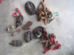 lot 3232 image: 10 MISC. 1 TIE DOWN STRAPS