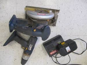 lot 3238 image: RYOBI SAW, DRILL, CHARGER AND BATTERY   WORKS