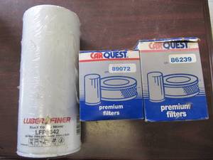 lot 3242 image: 1 LUBERFINER AND 2 CAR QUEST FILTERS