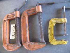 lot 3252 image: 3  COUNT   (2)  4 C CLAMPS &  (1)  2 C CLAMP