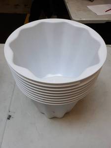 lot 44127 image: Floral Necessities Ultimate 9in Containers (9pcs)
