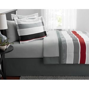 lot 60725 image: Mainstays Stripe Bed in a Bag Bedding, Twin, Red