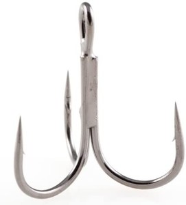 lot 2027 image: multi pack of treble hooks good for fishing