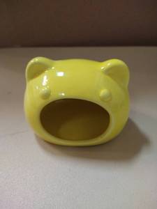 lot 2036 image: JOLINS SHOP Cartoon Ceramic Small Animal Hideout House Hamster Bathroom House Sleep Bed yellow not blue