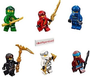 lot 2132 image: Ninjago Legacy Minifigure Combo Pack 20 ninjas with accessories