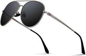 lot 41998 image: Classic Aviator Polarized Sunglasses For Men UV400