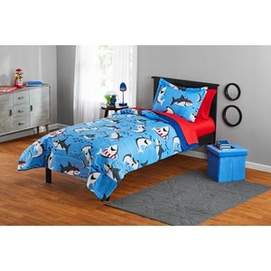 lot 23134 image: Your Zone Blue Sharks Bed in a Bag Kids Bedding Set w Reversible Comforter twin