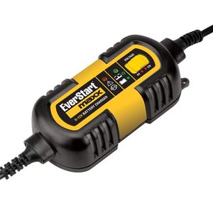 lot 23249 image: Everstart Maxx 3 Amp 6V12V Automotive Battery Charger (BC3E)