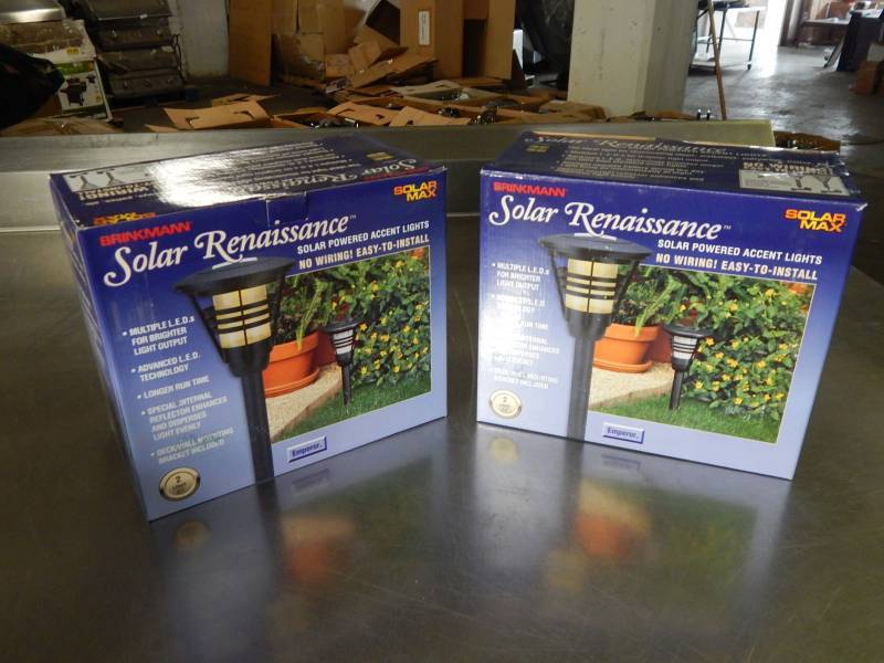 lot 2099 image: Lot of Brinkmann Solar Renaissance Accent Lights