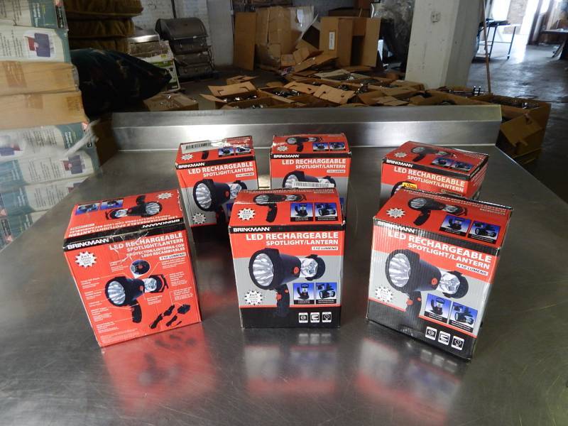 lot 2101 image: Lot of Brinkmann LED Rechargeable SpotlightsLanterns