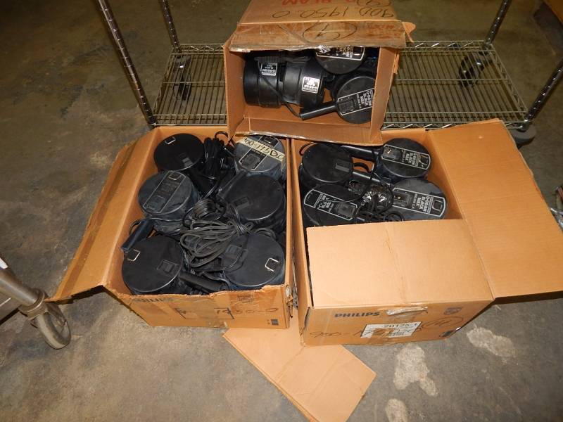 lot 2109 image: Lot of Brinkmann Q-Beam Black Max Spotlights
