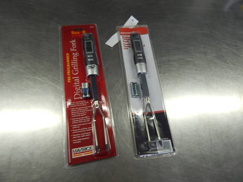 lot 2145 image: Lot of Digital Grilling Forks