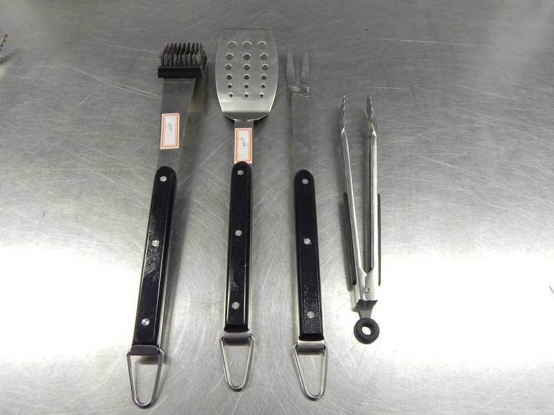 lot 2150 image: Lot of Grill Cooking Utensils