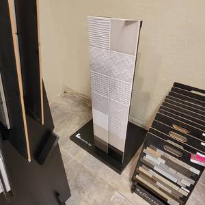 lot 24677 image: Bellavita Tile Display Square