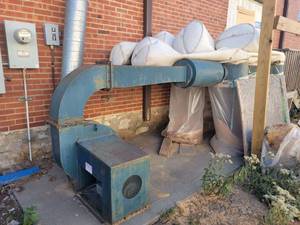 lot 500 image: Industrial Dust Collection Unit