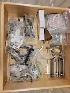 lot 24712 image: Drawer Full of Kitchen Handles
