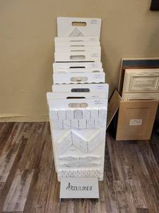 lot 24724 image: Azuliber Display Rack and Samples