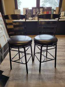 lot 24725 image: 2 Metal Frame Black Swivel Barstools