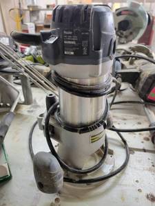 lot 24863 image: Performax Router